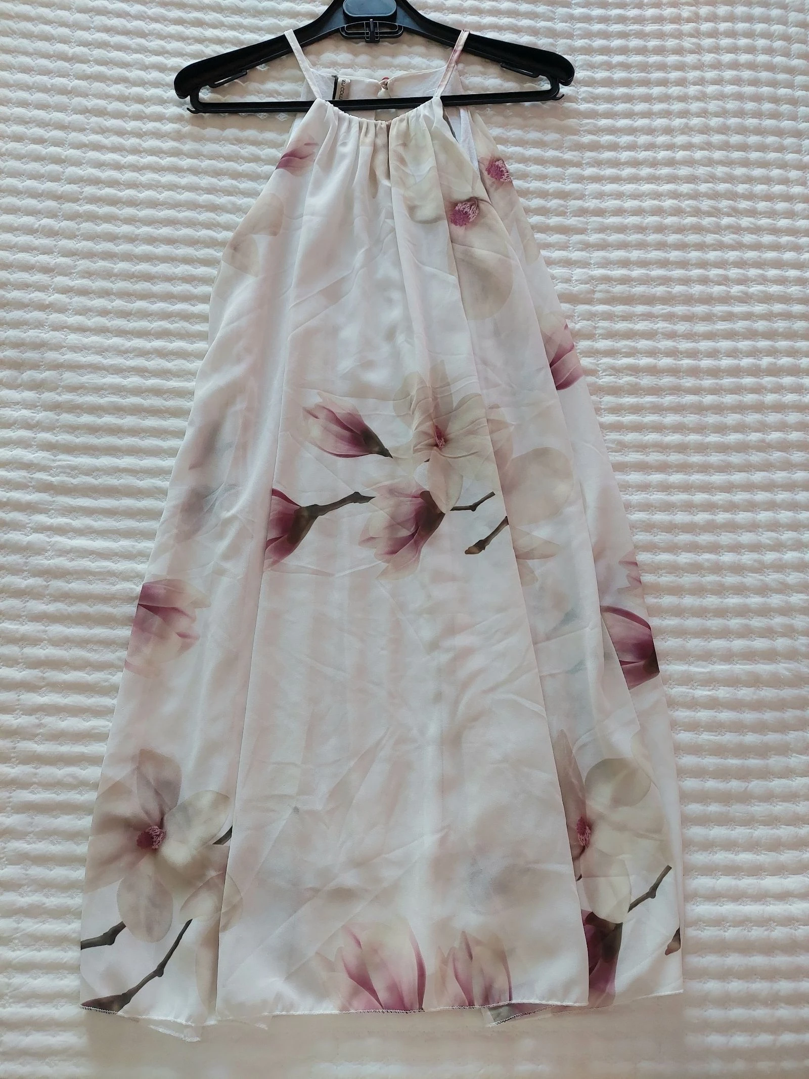 Vestido de verano blanco con flores – photo 2